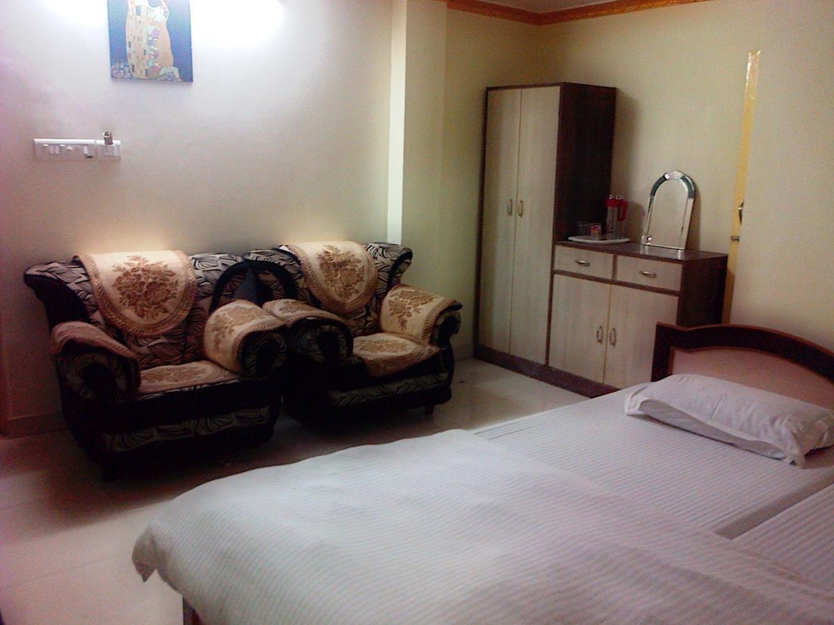 Hotel Mega Palace Patna  Exterior foto